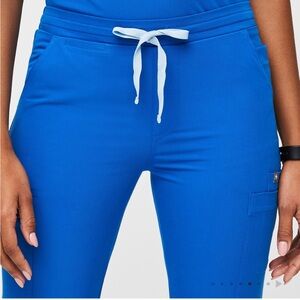 Figs Navy blue yola skinny Pants